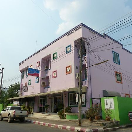 Silver Reef Hotel Удон Тани Екстериор снимка