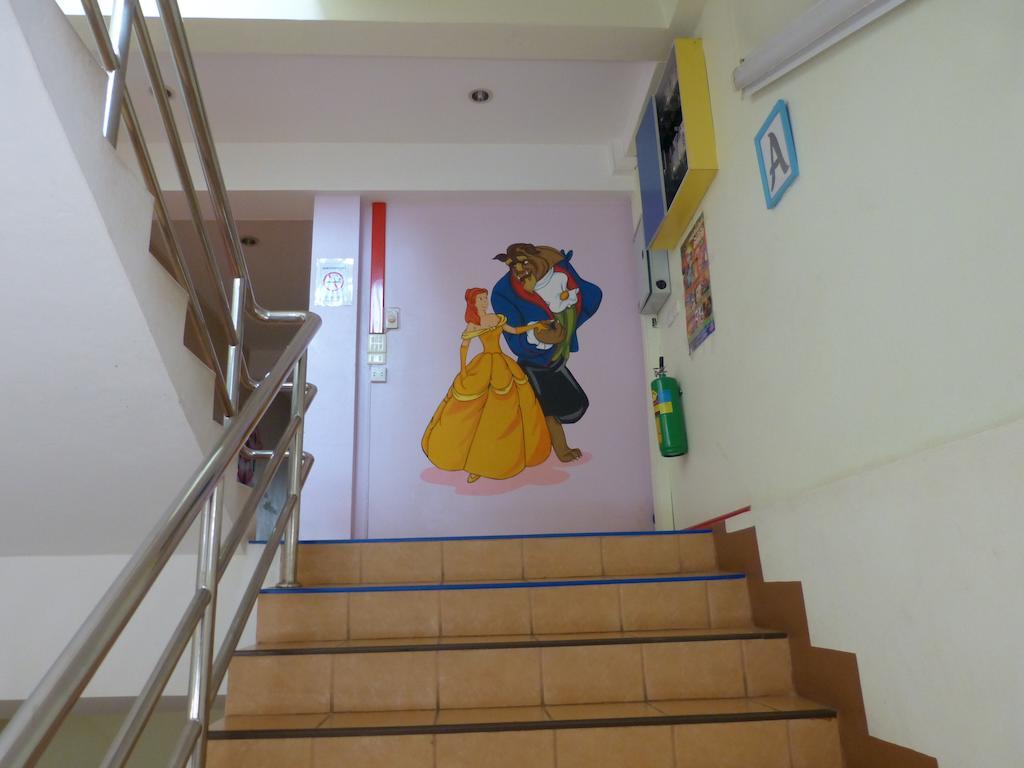 Silver Reef Hotel Удон Тани Екстериор снимка